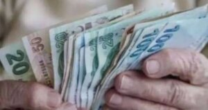 memur ve emeklinin ocak zammi ne kadar olacak zamli maas fiyatlari belli oldu mu iste konusulan rakamlar zIhDkr32.jpg